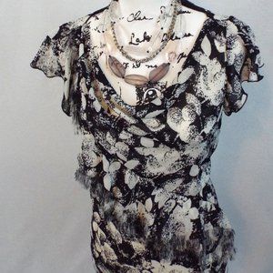 BCBGeneration Black and White Sheer Short Sleeve V-Neck Top w/ Fringe Size Med